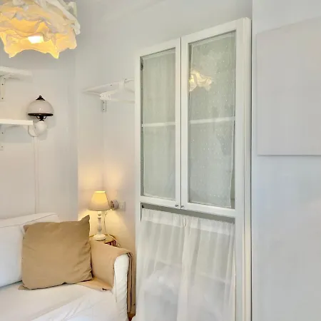 Mediterraneo Studio Front Beach - Eaw Homes
