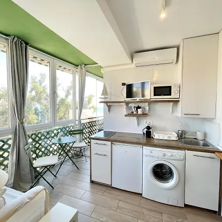 Mediterraneo Studio Front Beach - Eaw Homes *